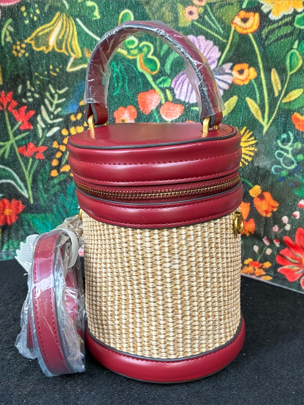 NWT House of Harlow 1960 | Woven Bucket Bag w/ Crossbody Strap in Wine